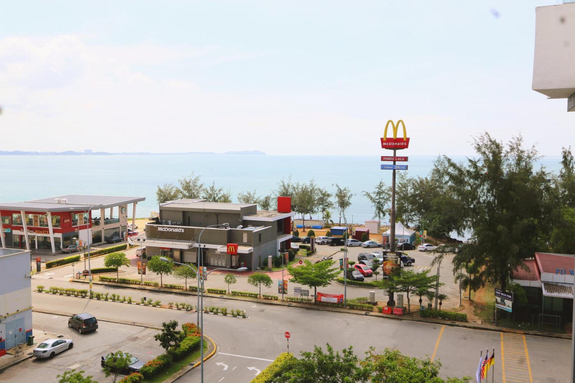 Pd 4 Bedrooms Duplex - Full Seaview * Port Dickson
