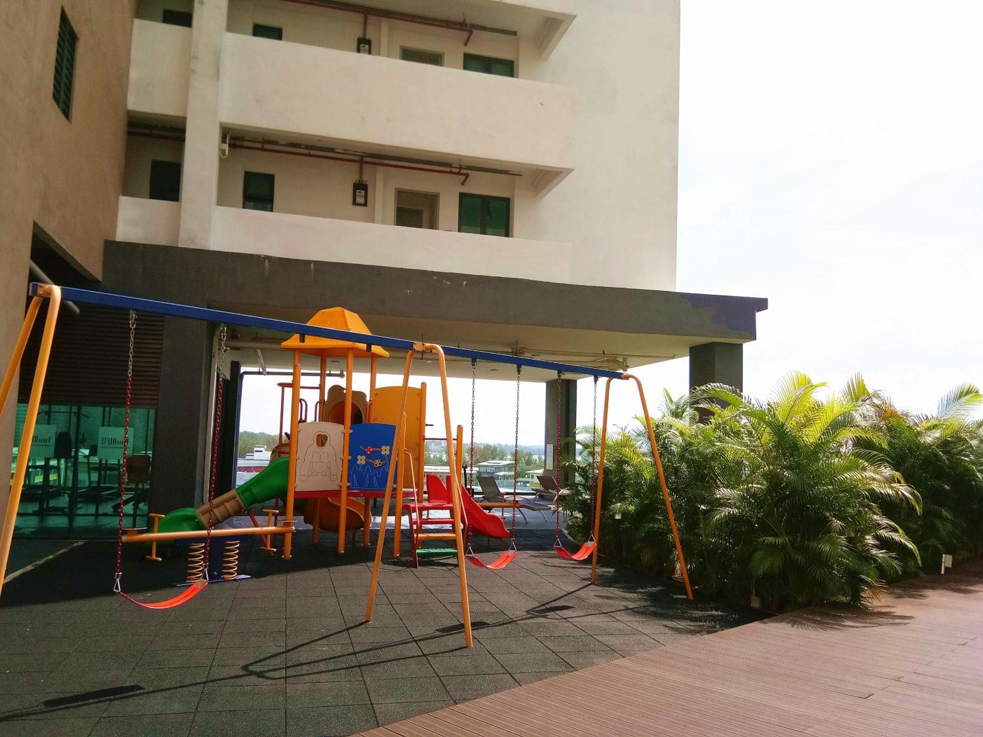 Pd 4 Bedrooms Duplex - Full Seaview Port Dickson