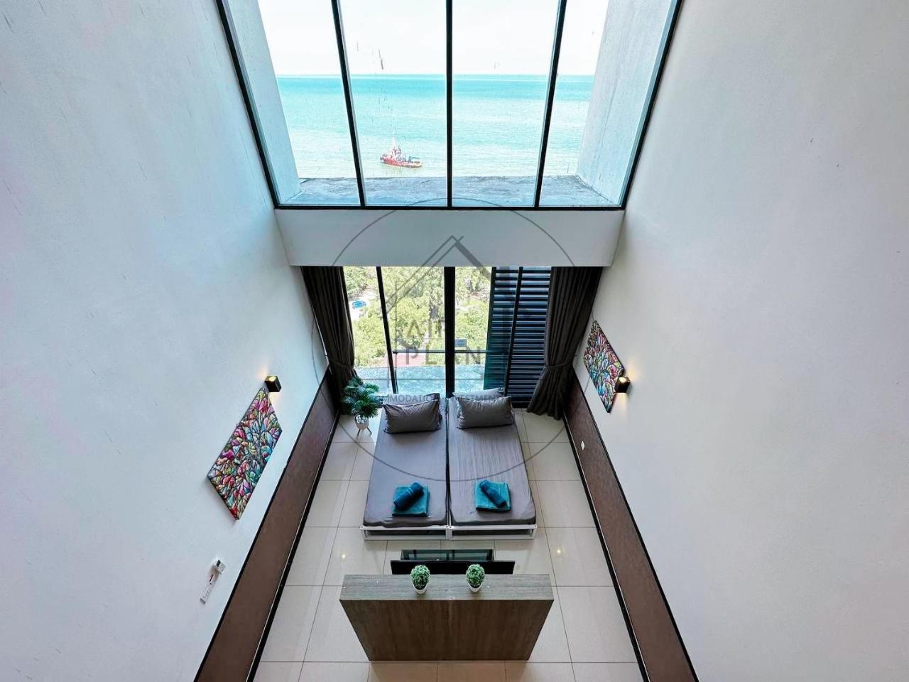 Pd 4 Bedrooms Duplex - Full Seaview